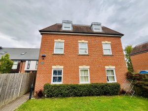 Aurora House, Bath Road, Thatcham